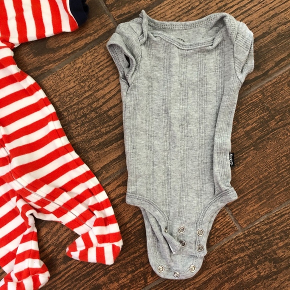 Newborn‎ Bundle Onesies Sleep Play - Picture 4 of 8